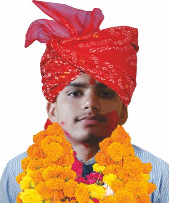 Mr Bhuvanesh jarwal